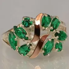 Серебряное кольцо Sil с золотыми вставками Зеленый (Sil-120) Серебряное кольцо Sil с золотыми вставками Зеленый (Sil-120)