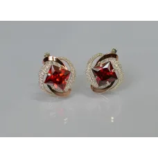 Серебряные серьги Sil с золотыми накладками 130s-10 Красный (Sil-741) Серебряные серьги Sil с золотыми накладками 130s-10 Красный (Sil-741)