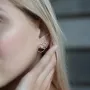 Серебряные серьги - пусеты Пересечение колец 122584 Оникс