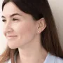 Золоті сережки-підвіски з фіанітами.