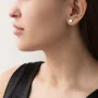 Золоті сережки-підвіски з фіанітами.