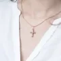 Золотий хрестик з розп'яттям.