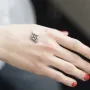 Золотий хрестик з чорнінням.