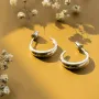 Серебряные серьги - пусеты Сара 122999 Оникс