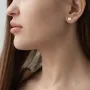 Золоті сережки з сапфіром і фіанітами.