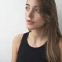 Золота каблучка з сапфіром і діамантами.