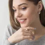 Золоті сережки з фіанітами і перлами.