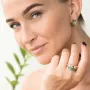 Золотые серьги с зелеными фианитами с05526 Оникс