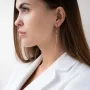 Золоті сережки з сапфіром і фіанітами.