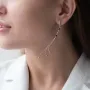 Золоті сережки-підвіски з фіанітами.