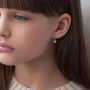 Золоті сережки-підвіски з фіанітами.