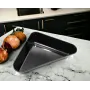 Блюдо треугольное из меламина One Chef 32×24,8×6,4 см 1,9 л Черное