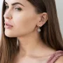 Серебряные серьги Цветочки (чернение, позолота) 122796 Оникс