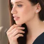 Серебряные серьги - пусеты Клевер белая эмаль 123051 Оникс 1.2 г Белый
