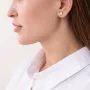 Золотые серьги-гвоздики без камней с06048 Оникс