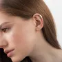Серьга-каффа в желтом золоте с06951 Оникс