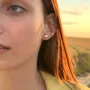 Серьги - пусеты Молнии в желтом золоте с07929 Оникс