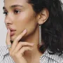 Серебряные серьги - пусеты Элеонора с цепочками 902-01200 Оникс