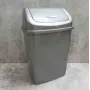 Ведро для мусора с крышкой 5 л серое Алеана 122061