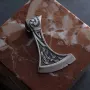 Серебряный кулон Топор со Щитом Иггдрасилья, Кельтским амулетом Спокойствия 7046 Оникс