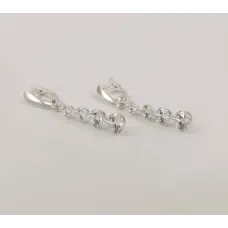 Сережки высокие с белыми камнями Maxi Silver 8090/1 Сережки высокие с белыми камнями Maxi Silver 8090/1