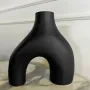 Ваза для квітів No Brand Двонога Black 20 см 13263-84644