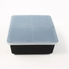 Форма для льоду силіконова Ice з кришкою Кубики 4 комірки 11х11х5 см Чорний (C051349) Форма для льоду силіконова Ice з кришкою Кубики 4 комірки 11х11х5 см Чорний (C051349)