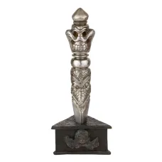 Пхурба з підставкою Kailash Череп 12.8х2.7 см Різнокольоровий (27924) Пхурба з підставкою Kailash Череп 12.8х2.7 см Різнокольоровий (27924)