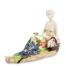 Інтер'єрна фігурка Pavone Lady with a basket 16x22 см Білий (261888)